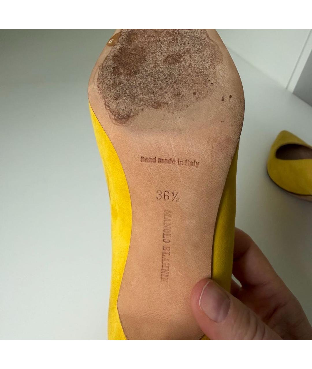 MANOLO BLAHNIK Желтые замшевые туфли, фото 7