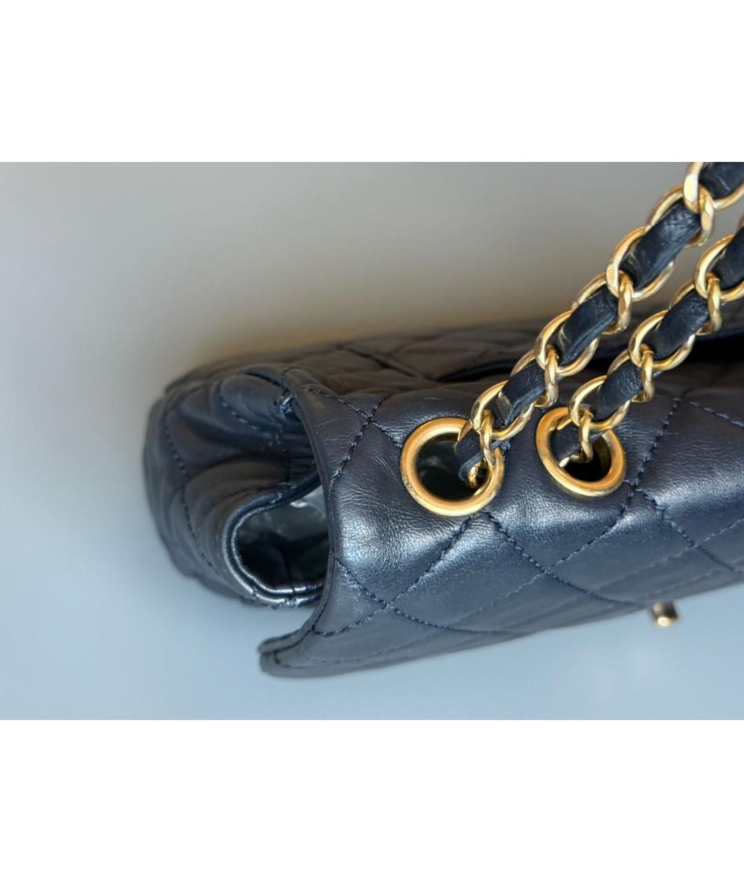 CHANEL Темно-синяя кожаная сумка через плечо, фото 5