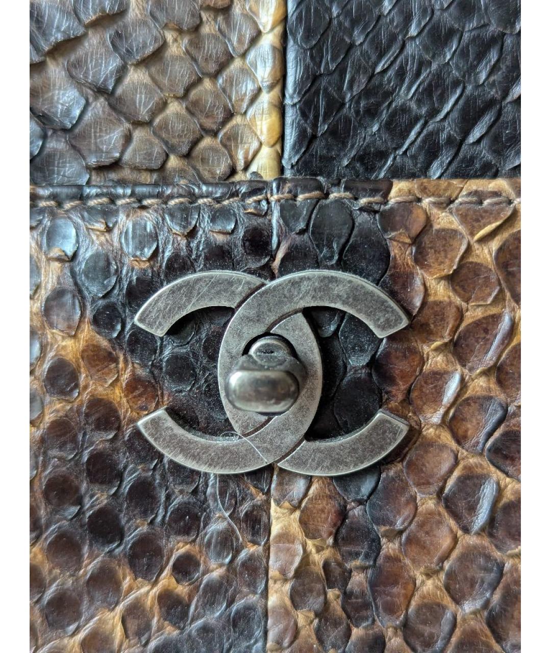 CHANEL Коричневая сумка тоут из экзотической кожи, фото 5
