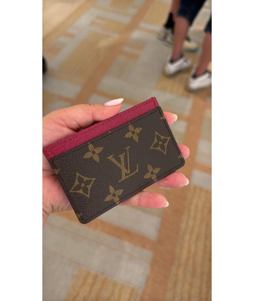 LOUIS VUITTON Коричневый кардхолдер, фото 5