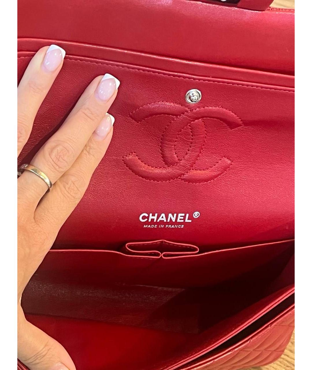CHANEL Красная кожаная сумка через плечо, фото 4