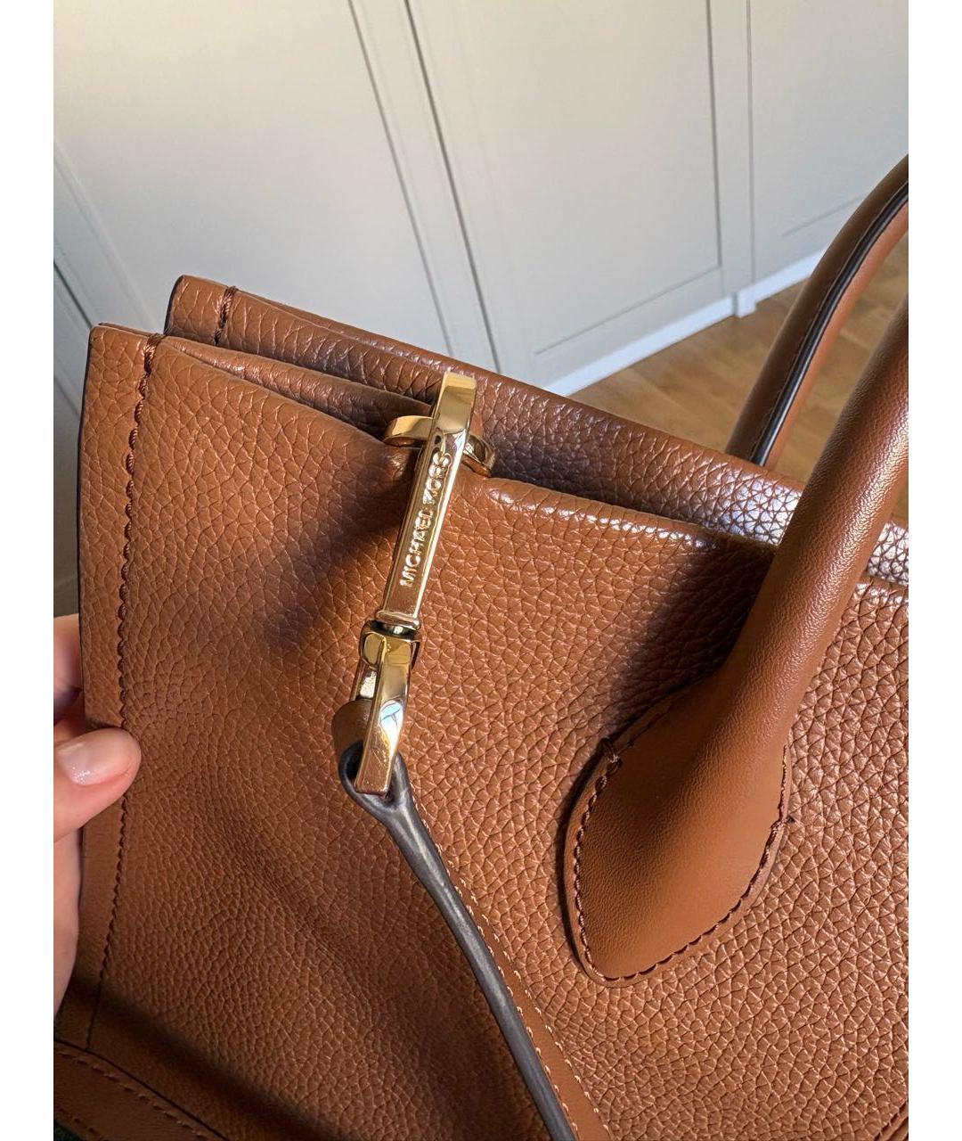 MICHAEL MICHAEL KORS Коричневая кожаная сумка тоут, фото 6
