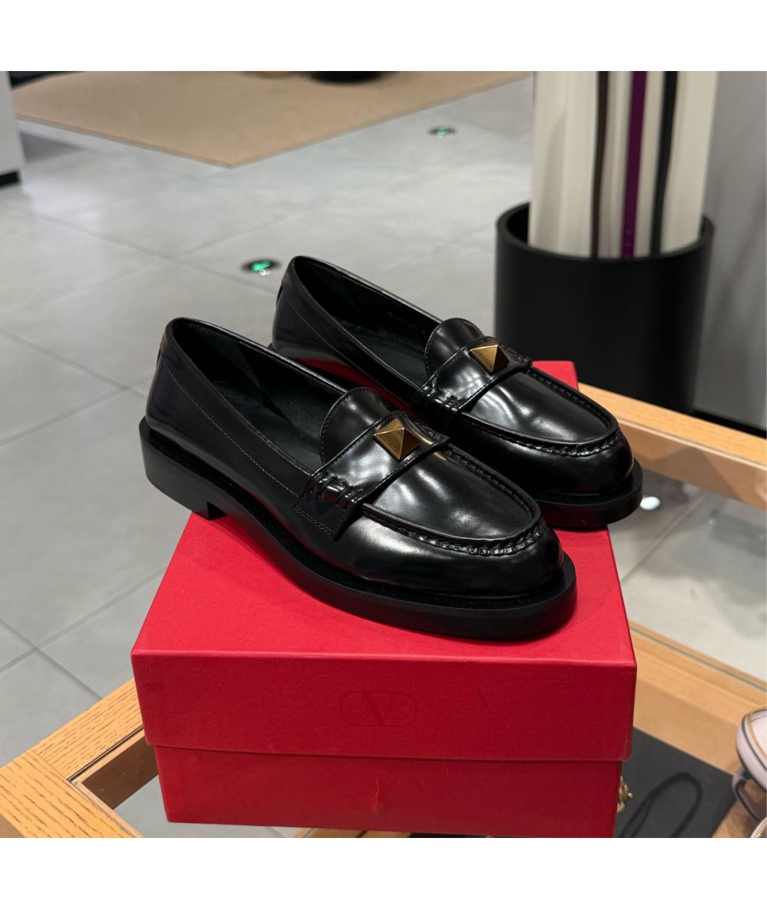 VALENTINO Черные кожаные лоферы, фото 5
