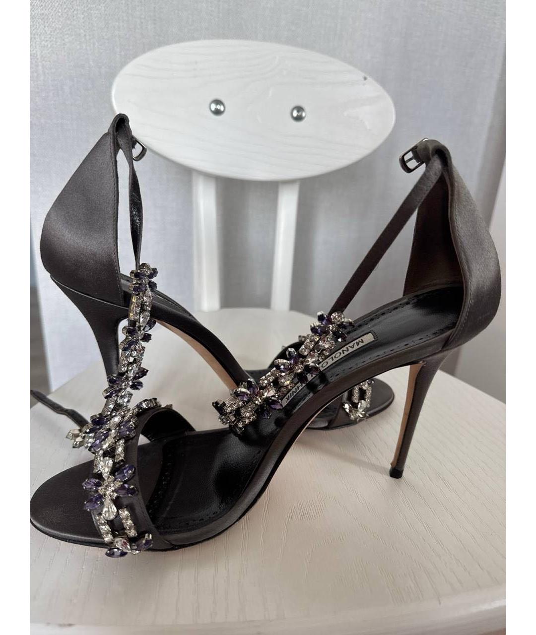 MANOLO BLAHNIK Серебряные текстильные босоножки, фото 7