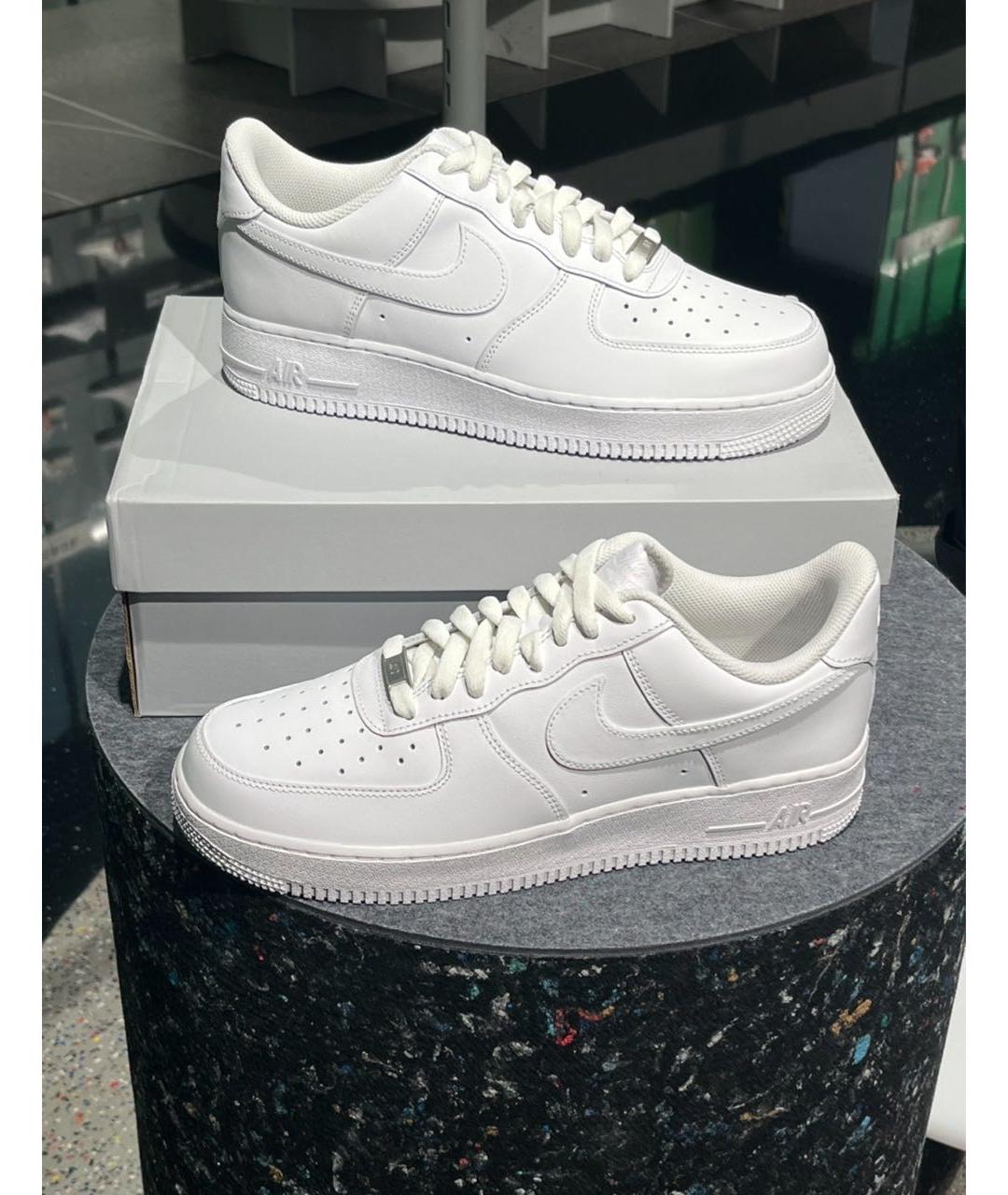 NIKE Белые кожаные низкие кроссовки / кеды, фото 2