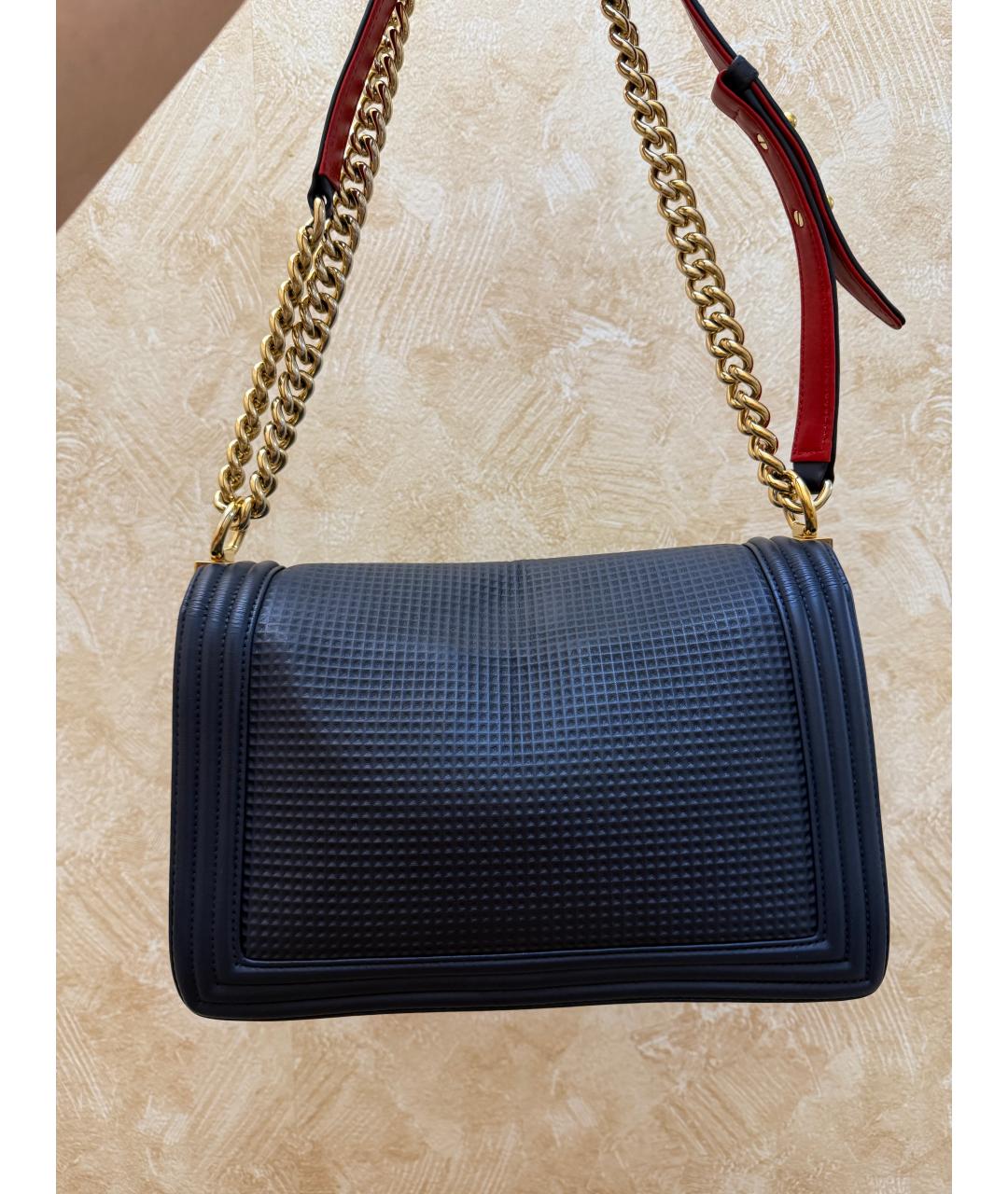 CHANEL Темно-синяя кожаная сумка через плечо, фото 4