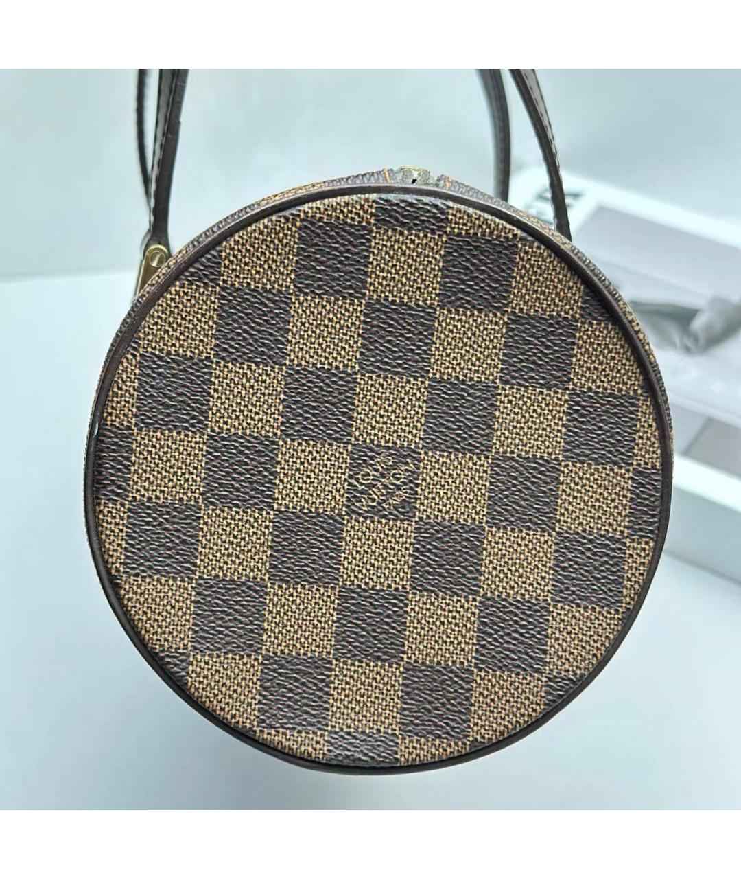 LOUIS VUITTON Коричневая кожаная сумка с короткими ручками, фото 6