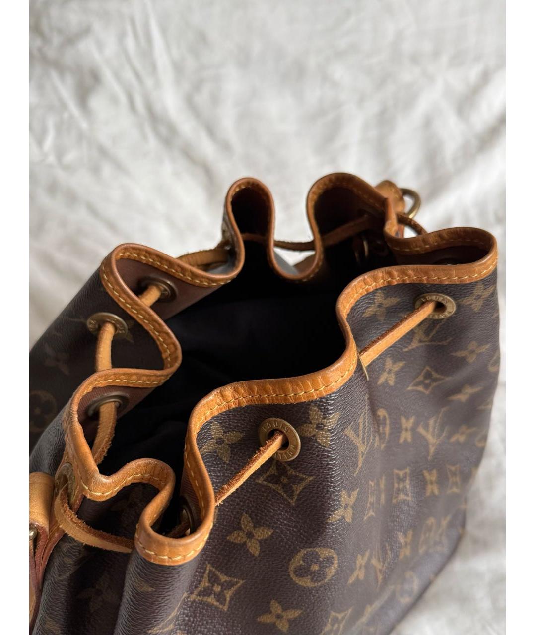 LOUIS VUITTON Коричневая сумка с короткими ручками из канвы, фото 5