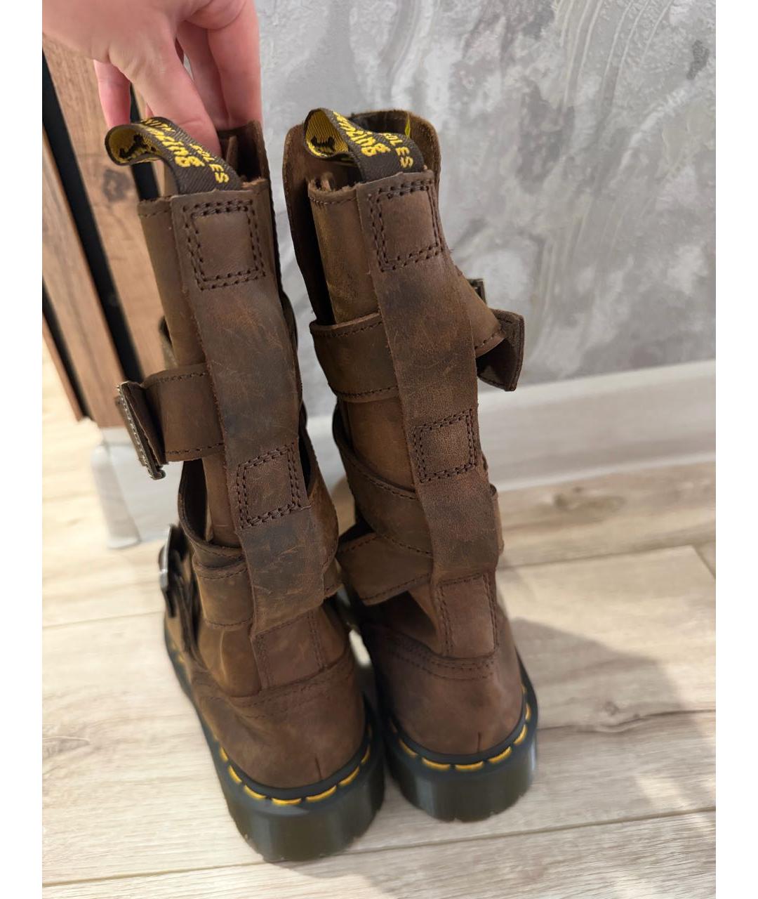 DR. MARTENS Коричневые кожаные сапоги, фото 2