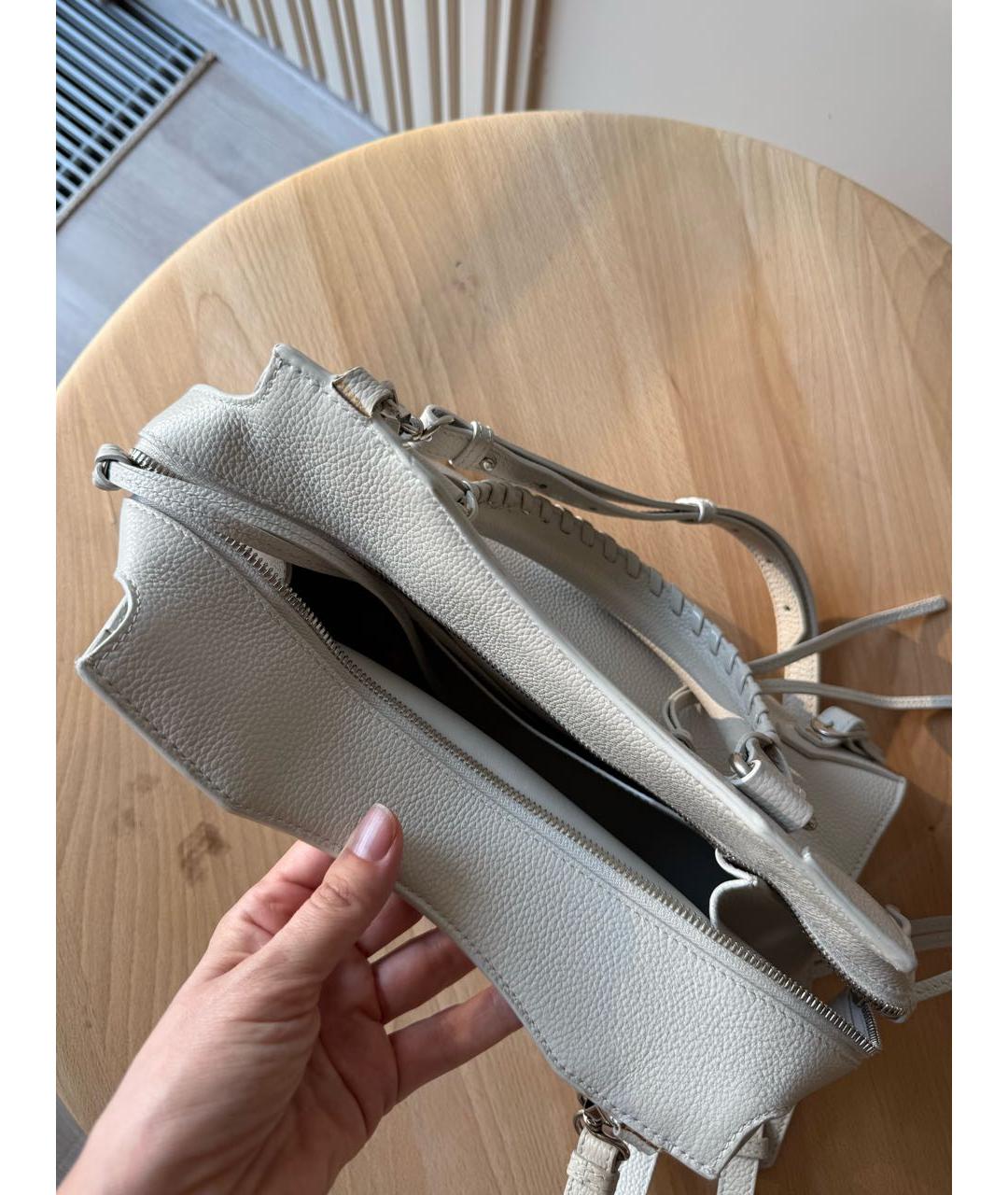 BALENCIAGA Серая кожаная сумка с короткими ручками, фото 4