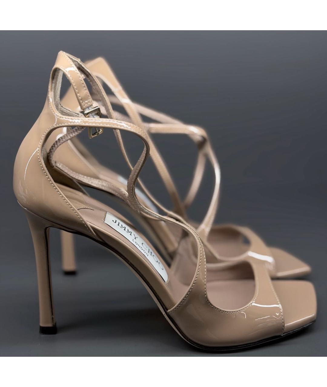 JIMMY CHOO Бежевые босоножки из лакированной кожи, фото 5