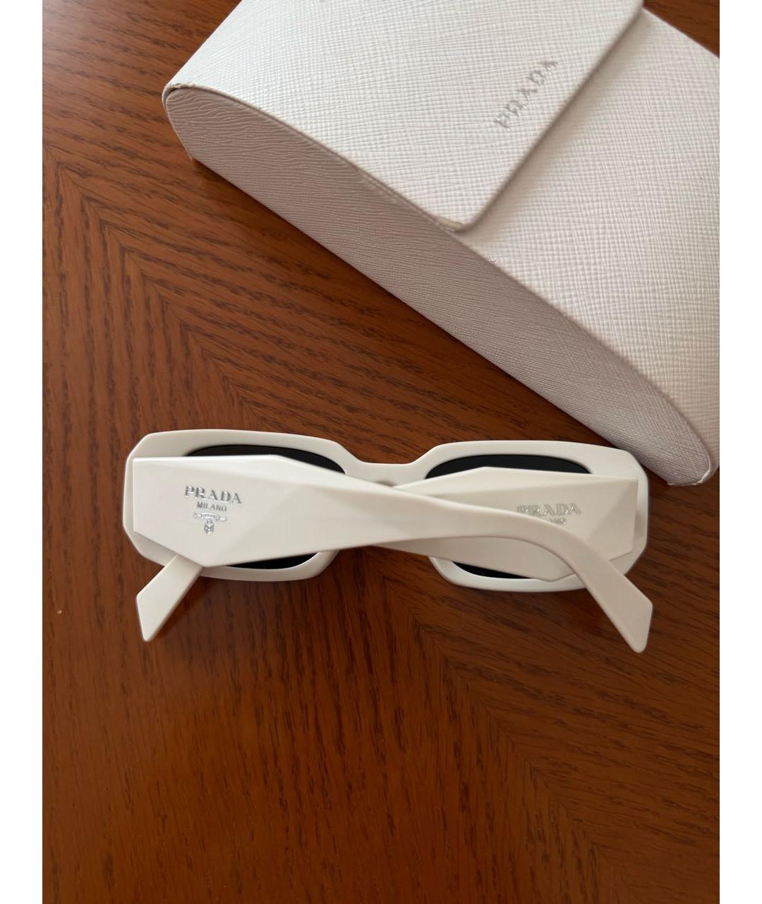 PRADA Белые пластиковые солнцезащитные очки, фото 4