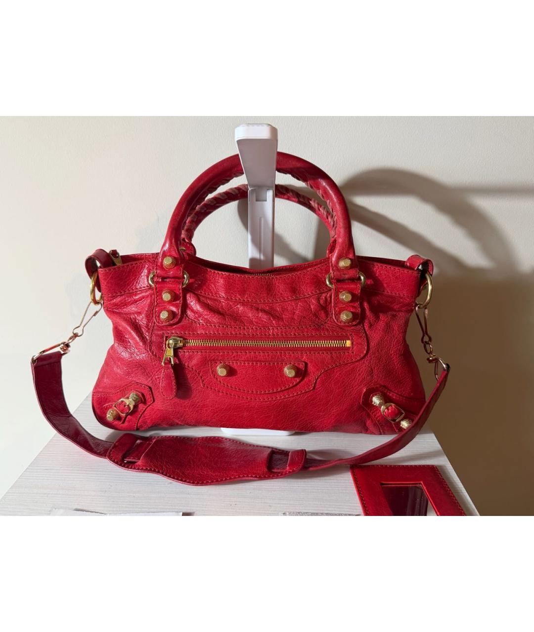 BALENCIAGA Красная кожаная сумка через плечо, фото 2