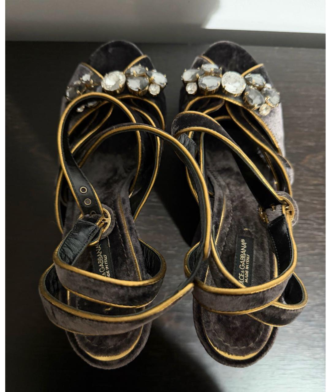 DOLCE&GABBANA Антрацитовые бархатные босоножки, фото 3