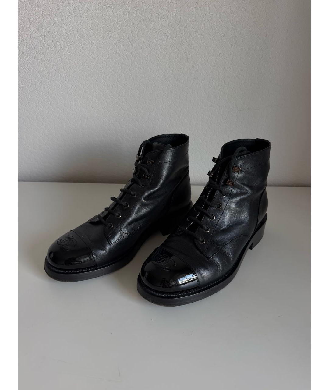 CHANEL Черные кожаные ботинки, фото 2