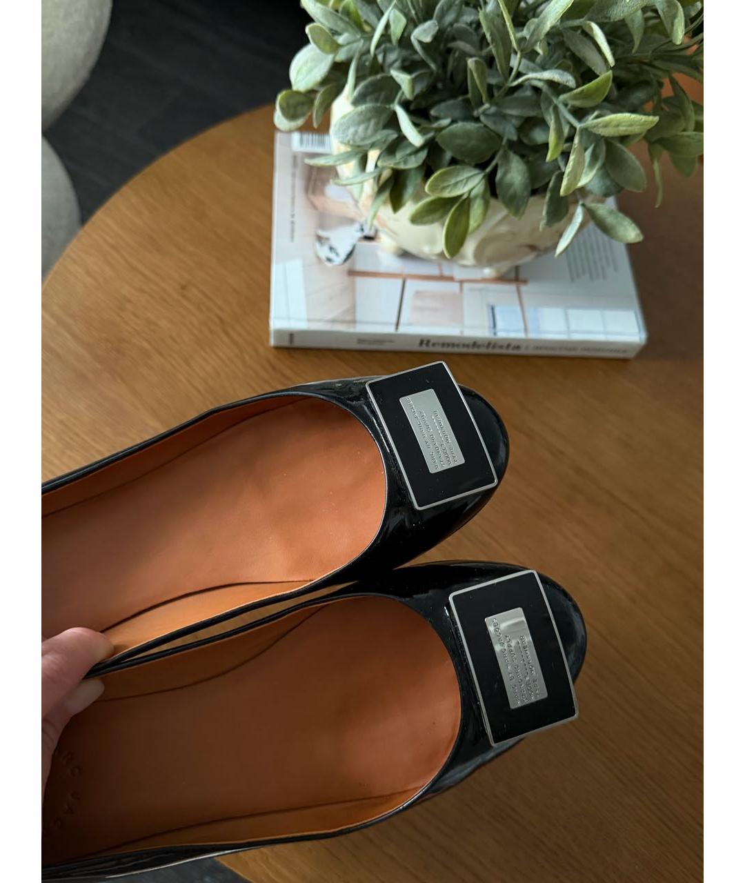 MARC JACOBS Черные балетки из лакированной кожи, фото 3