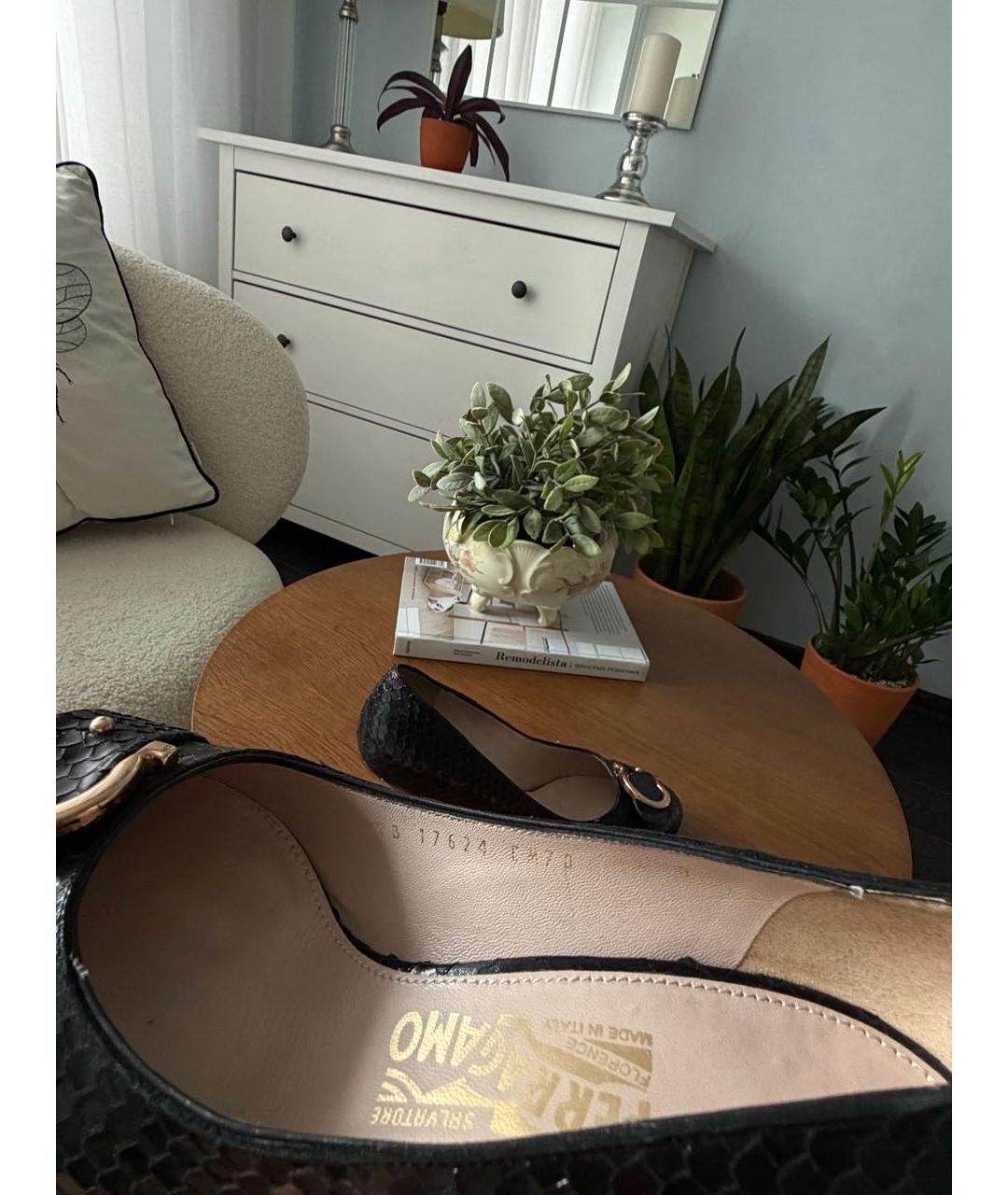 FERRAGAMO Черные кожаные туфли, фото 7