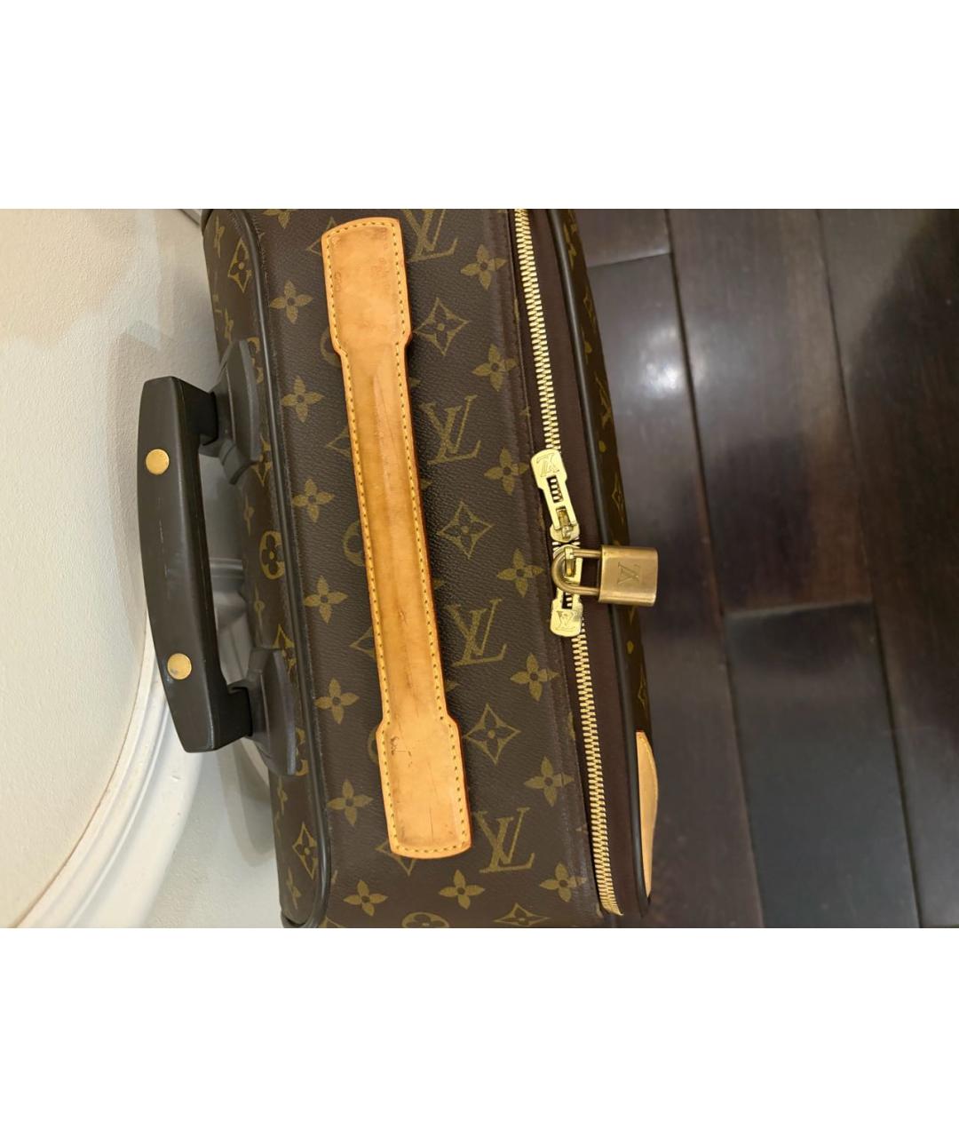 LOUIS VUITTON Коричневый чемодан из канвы, фото 3