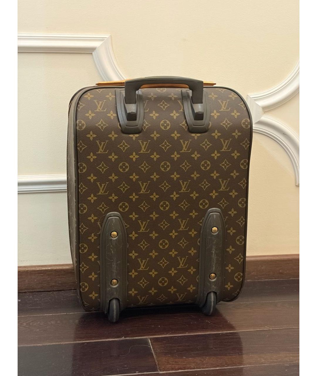 LOUIS VUITTON Коричневый чемодан из канвы, фото 2