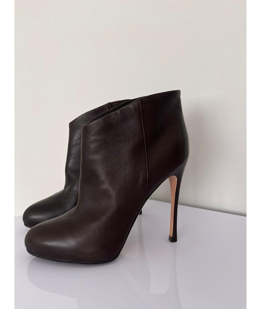 GIANVITO ROSSI Коричневые кожаные ботильоны, фото 5