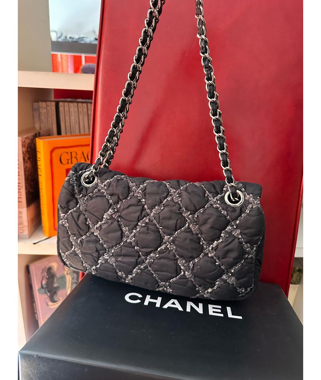 CHANEL Антрацитовая нейлоновая сумка с короткими ручками, фото 4