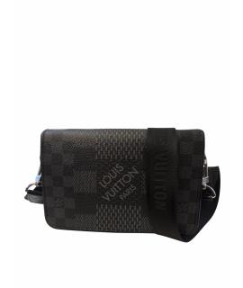 LOUIS VUITTON Сумка на плечо