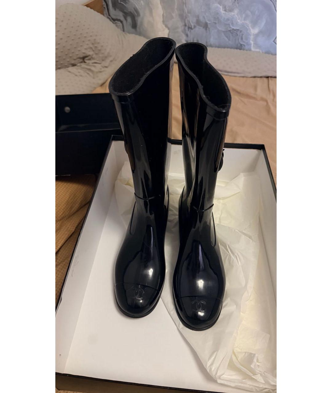 CHANEL Черные резиновые сапоги, фото 2