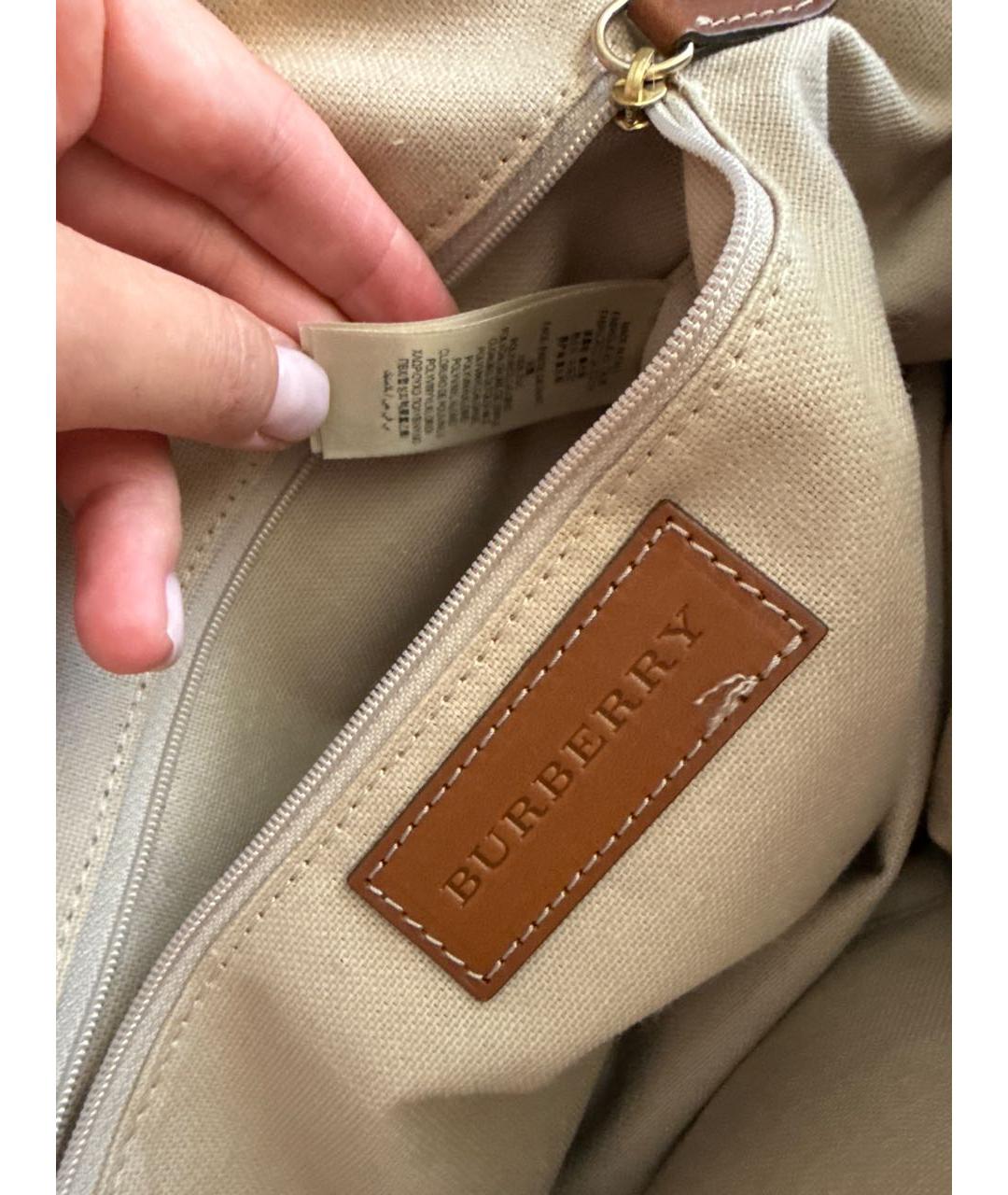 BURBERRY Коричневая сумка с короткими ручками из канвы, фото 6