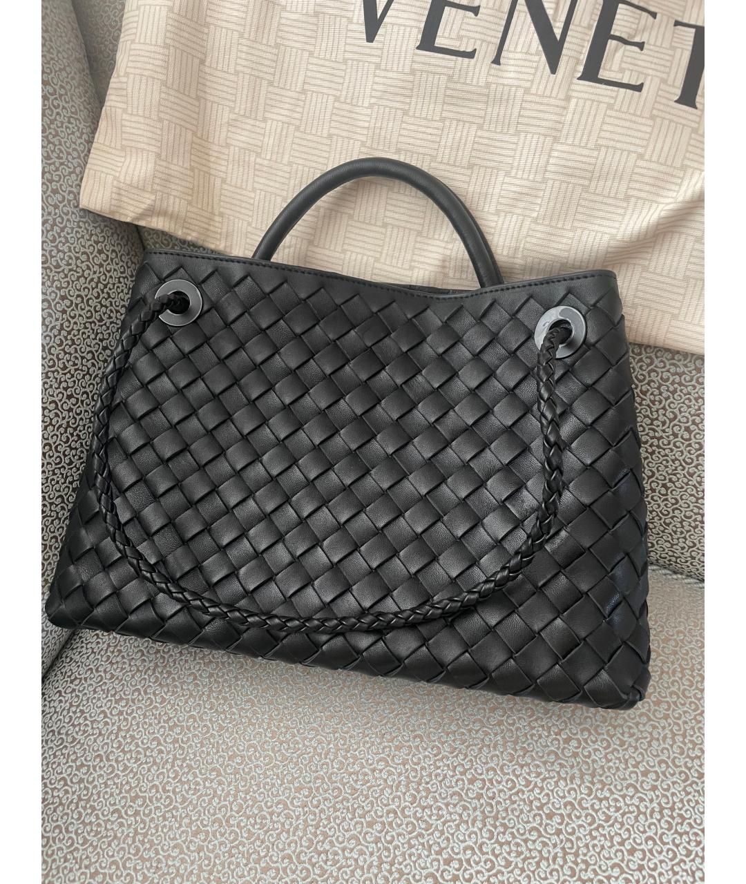 BOTTEGA VENETA Черная кожаная сумка тоут, фото 4
