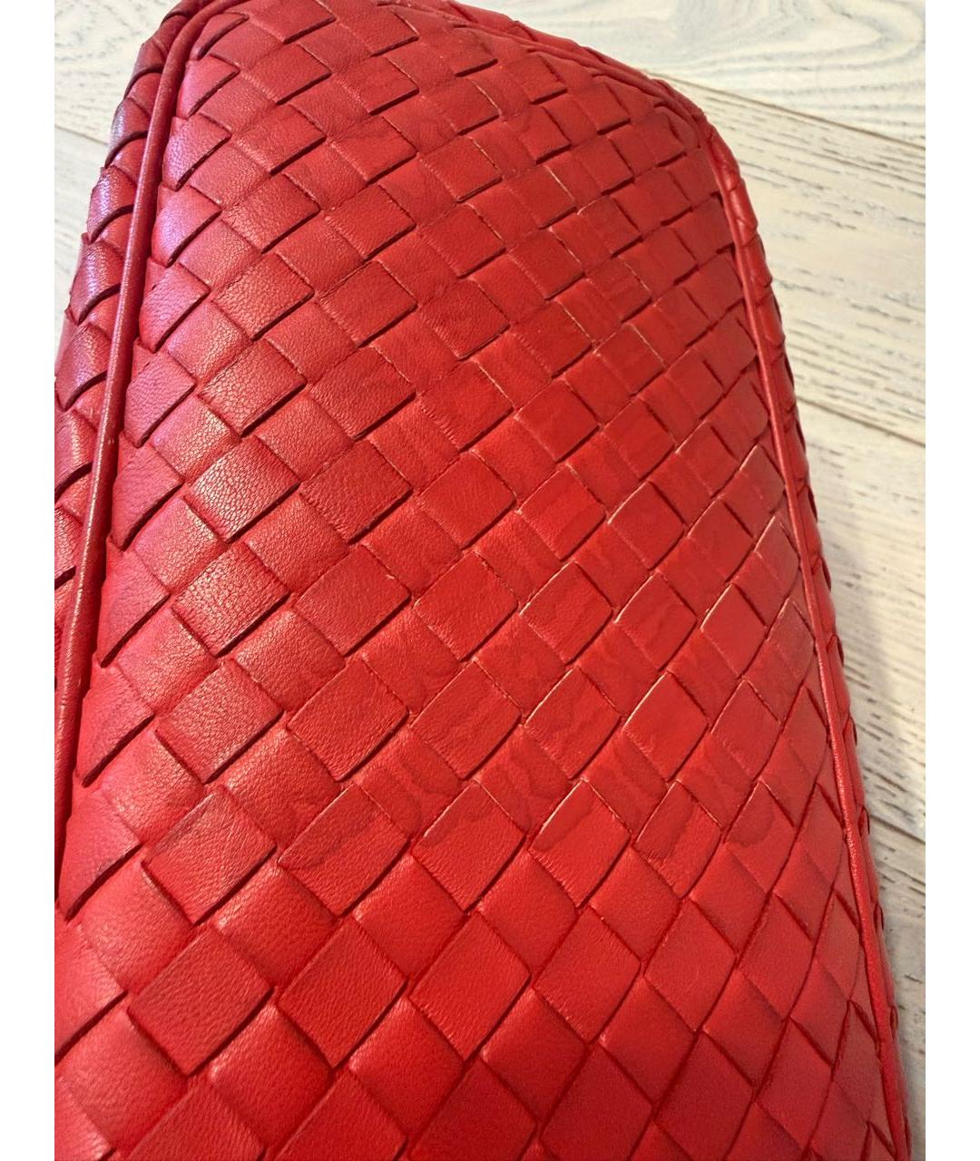 BOTTEGA VENETA Красная кожаная сумка с короткими ручками, фото 7