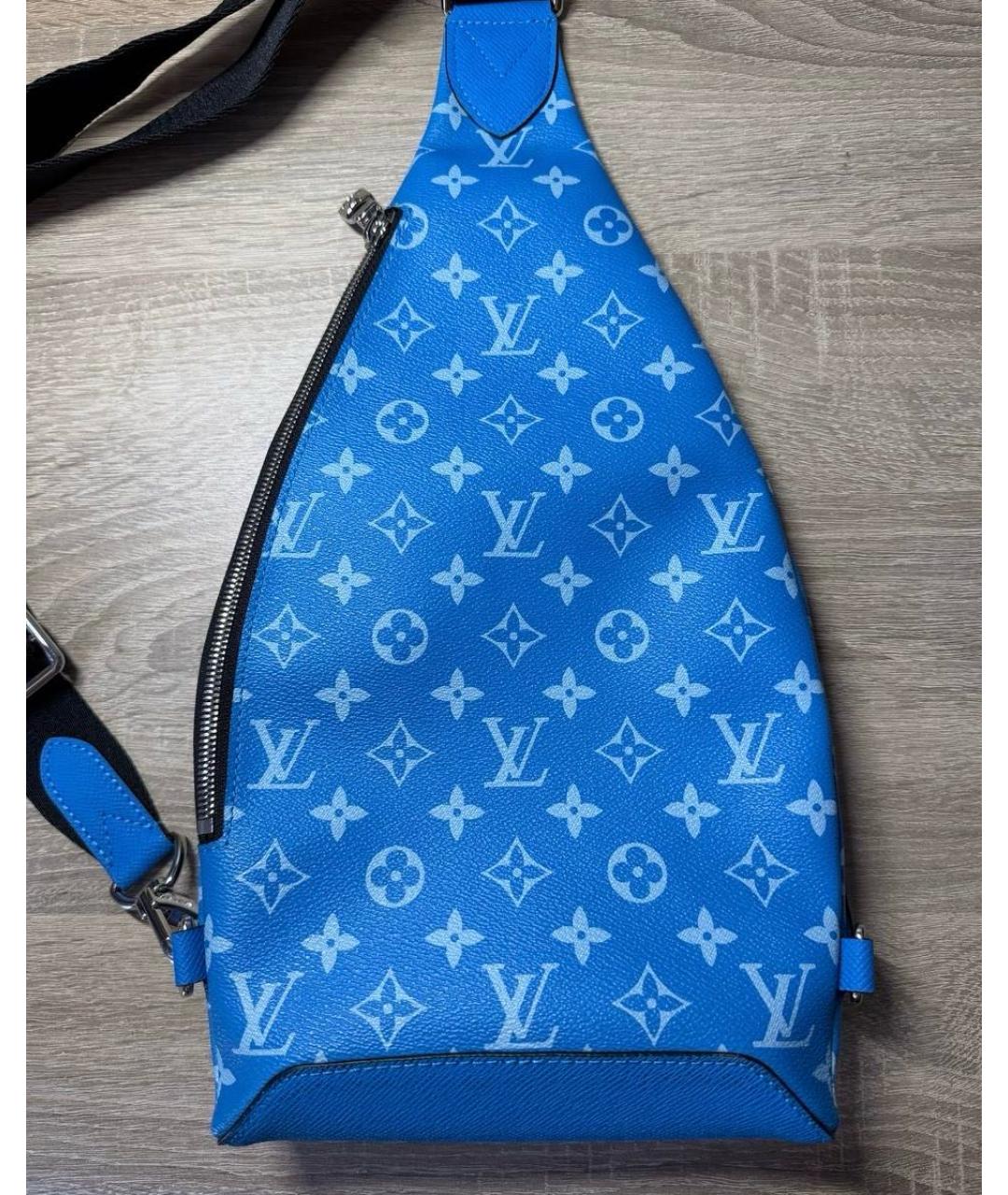 LOUIS VUITTON Темно-синяя кожаная поясная сумка, фото 3