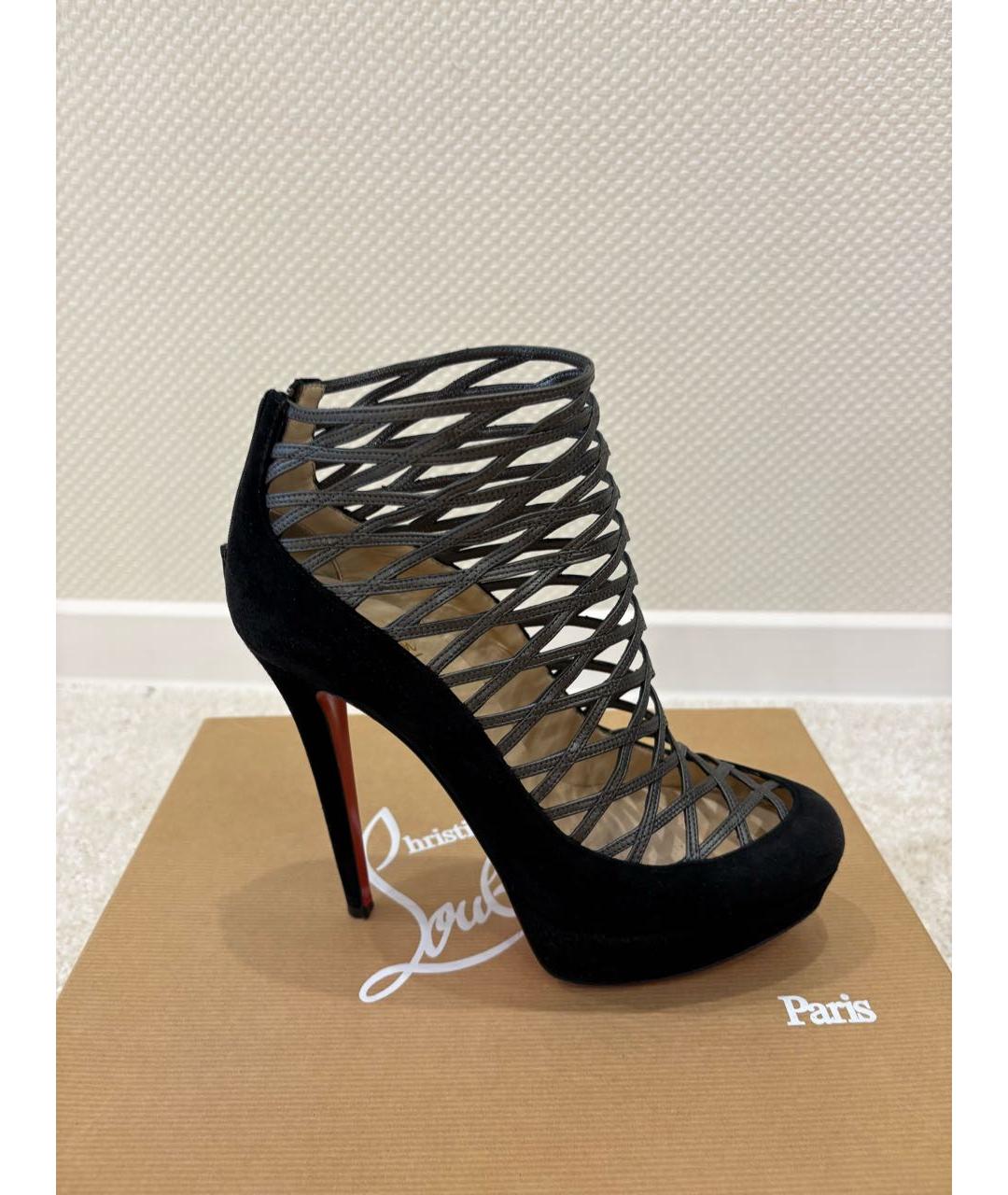 CHRISTIAN LOUBOUTIN Черные замшевые ботильоны, фото 6
