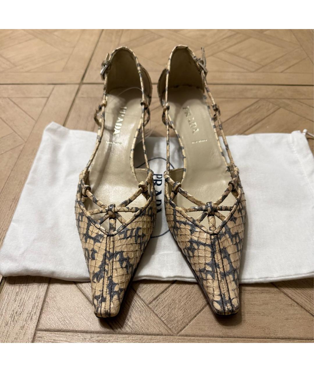 PRADA Бежевые туфли из экзотической кожи, фото 3