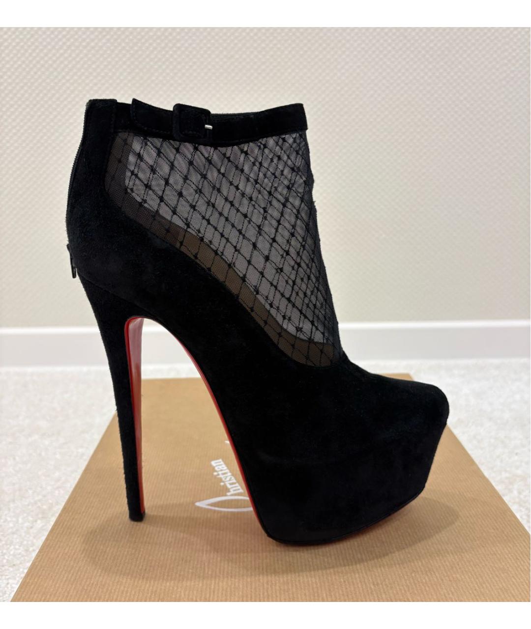 CHRISTIAN LOUBOUTIN Черные замшевые ботильоны, фото 6