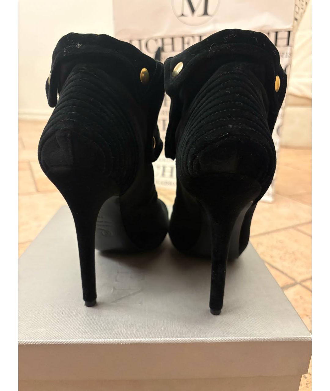 ALEXANDER MCQUEEN Черные бархатные ботильоны, фото 3