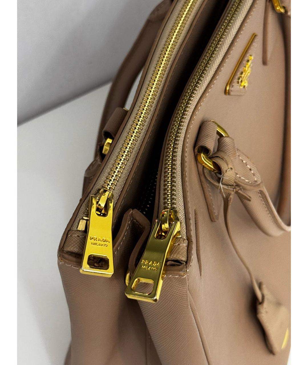 PRADA Бежевая кожаная сумка тоут, фото 3