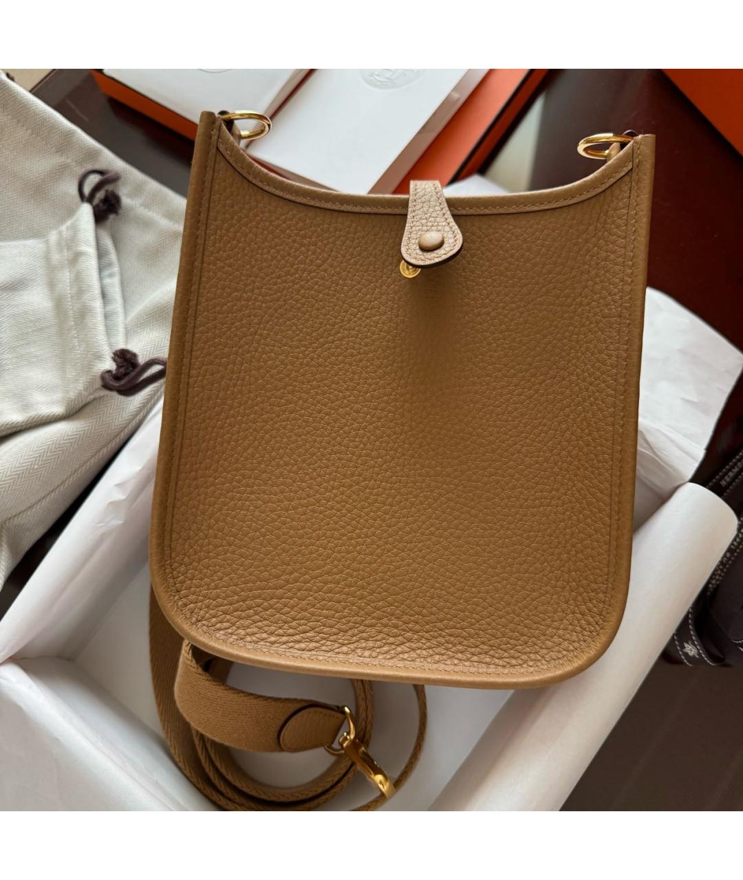 HERMES Горчичная кожаная сумка через плечо, фото 3