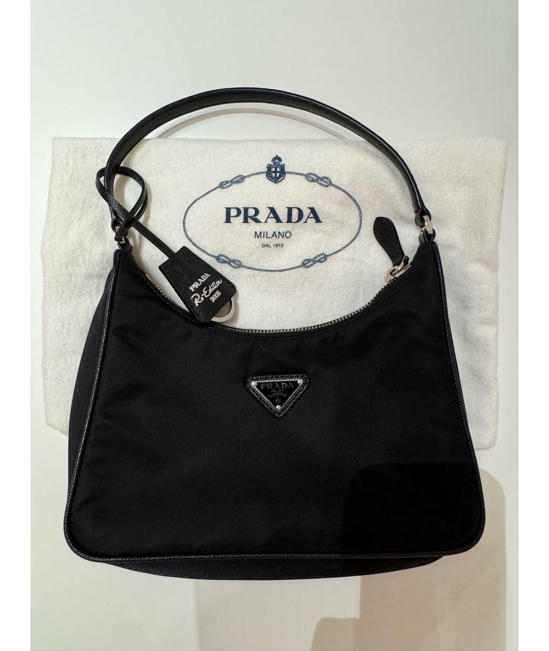 PRADA Черная нейлоновая сумка с короткими ручками, фото 4