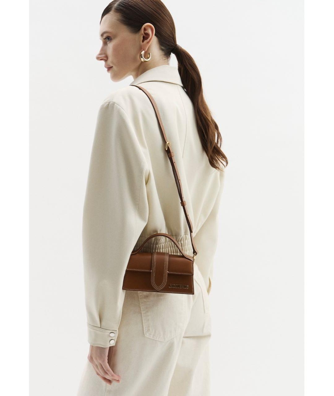 JACQUEMUS Коричневая кожаная сумка с короткими ручками, фото 6