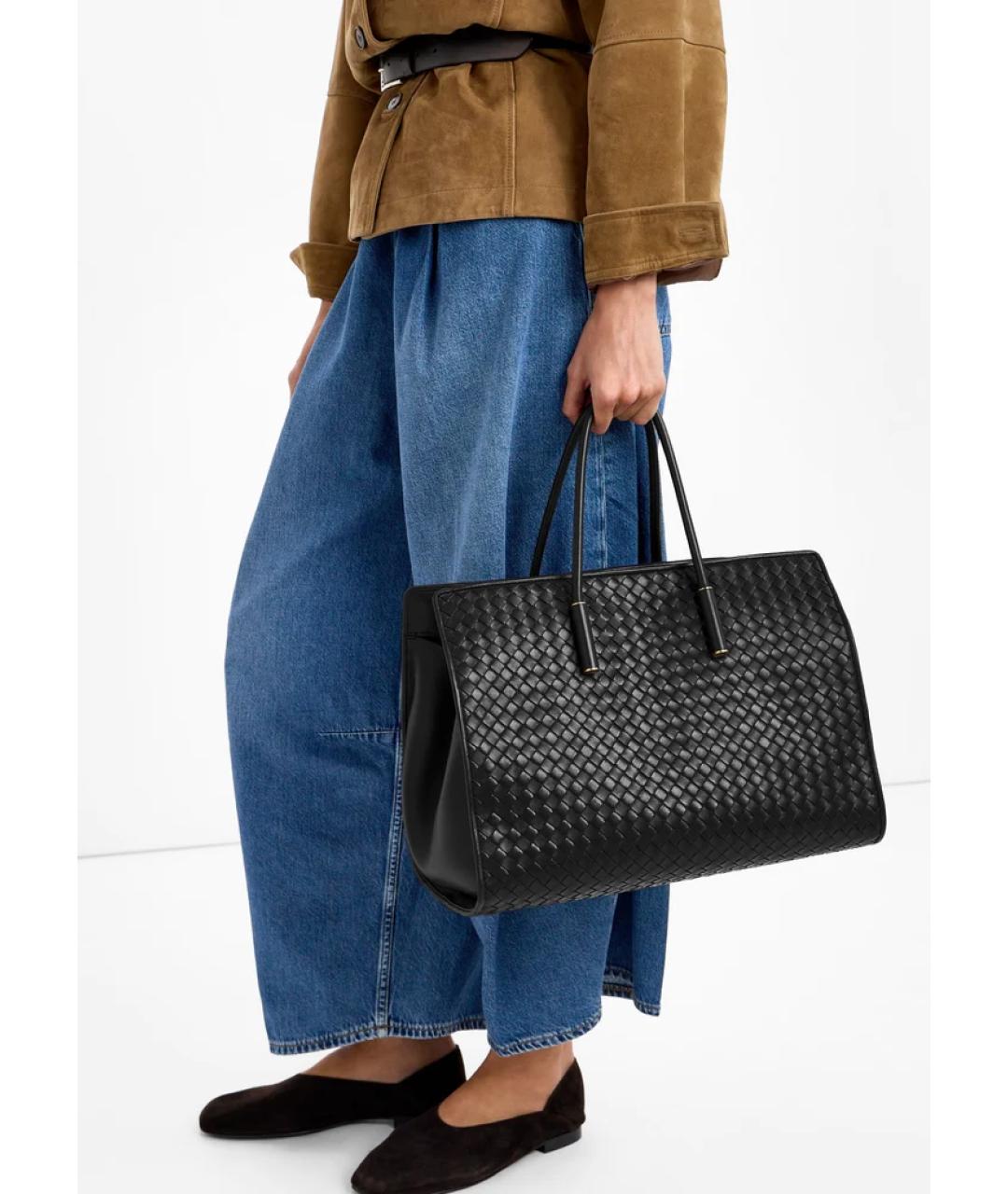 BOTTEGA VENETA Черная кожаная сумка тоут, фото 2