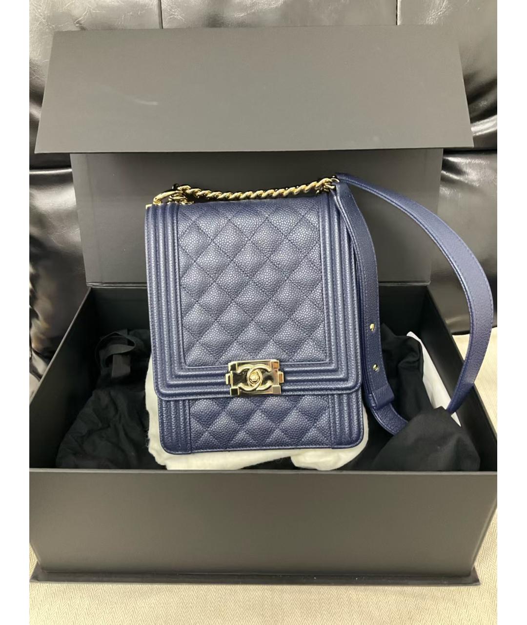 CHANEL Голубая кожаная сумка через плечо, фото 2