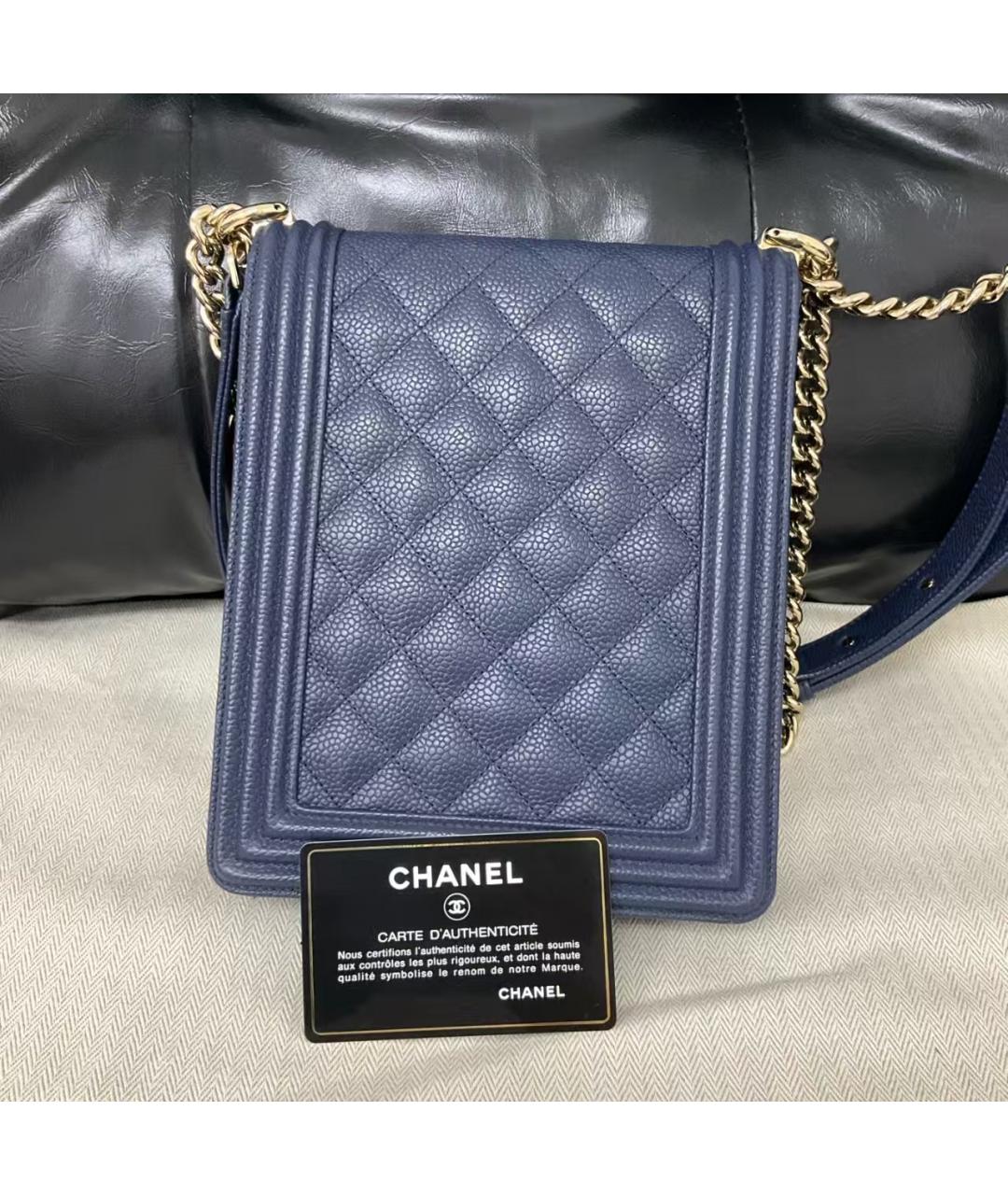 CHANEL Голубая кожаная сумка через плечо, фото 3