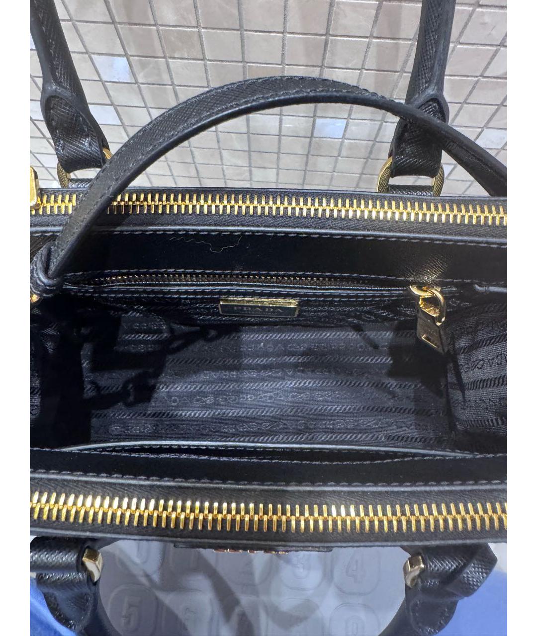 PRADA Черная кожаная сумка тоут, фото 4