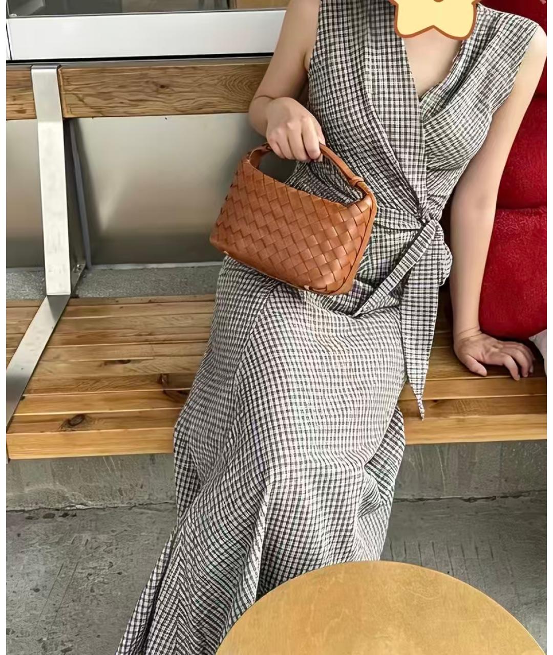 BOTTEGA VENETA Коричневая кожаная сумка с короткими ручками, фото 6