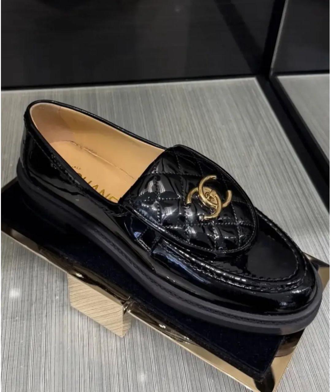 CHANEL Черные лоферы из лакированной кожи, фото 3