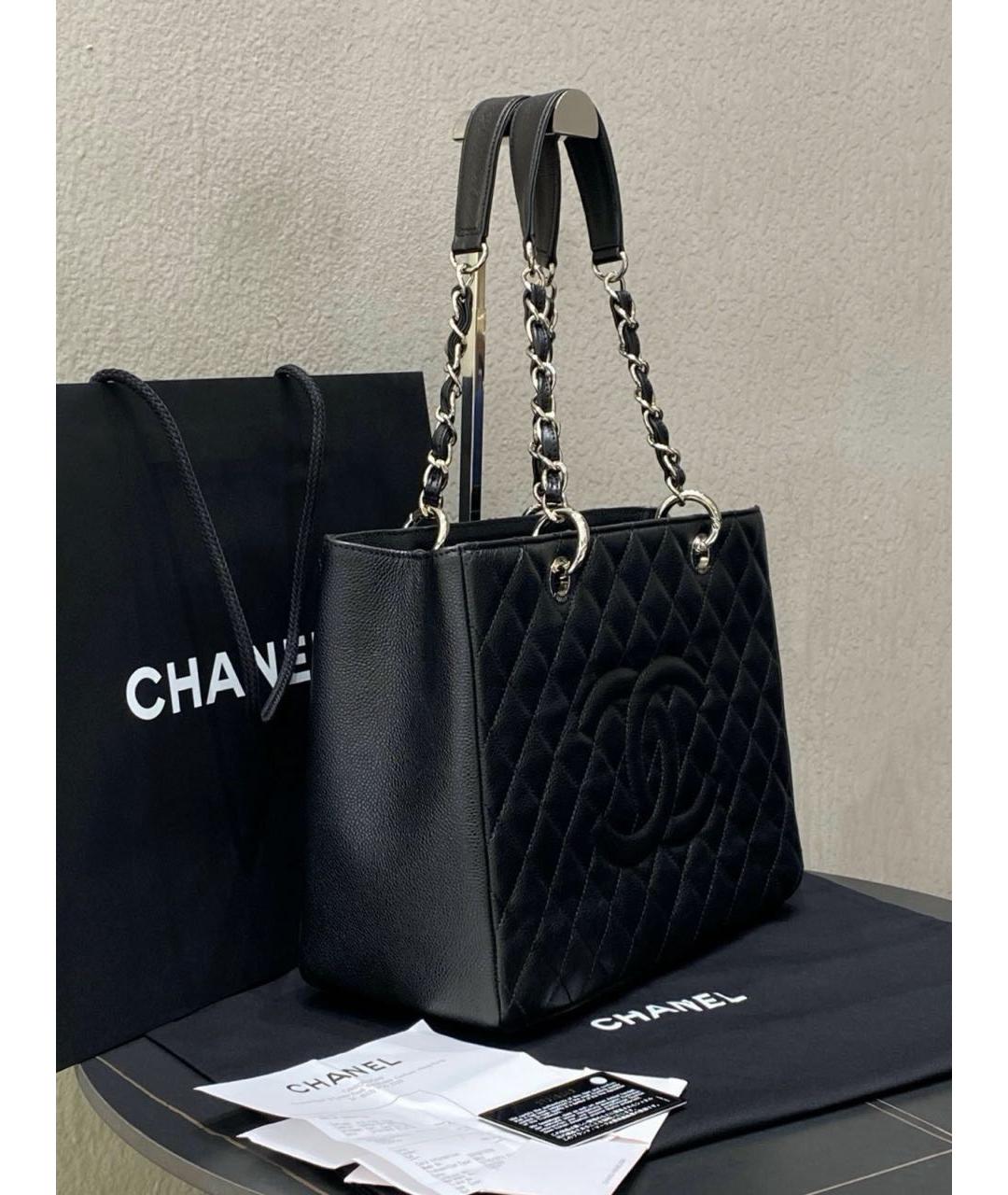 CHANEL Черная кожаная сумка тоут, фото 3