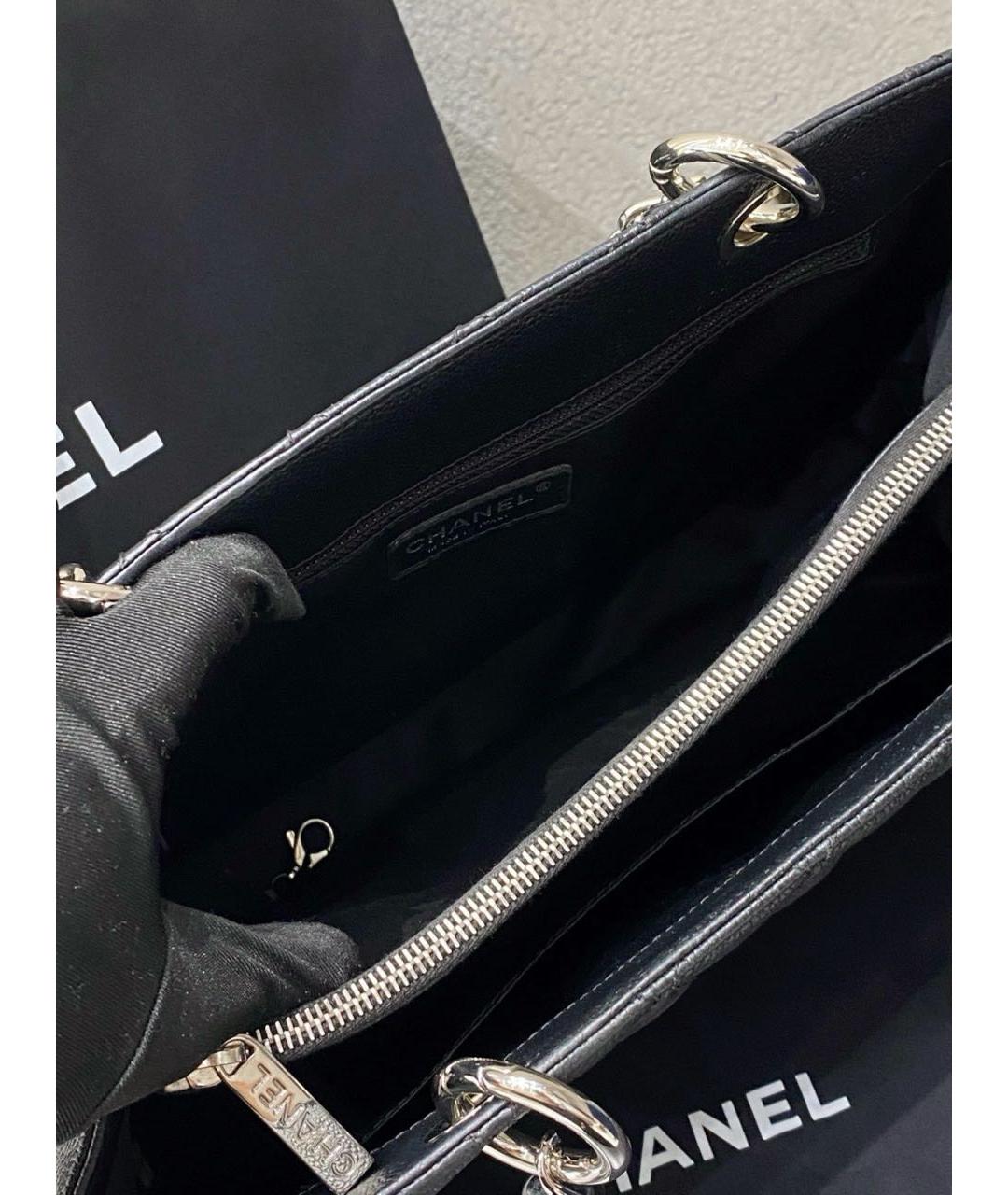 CHANEL Черная кожаная сумка тоут, фото 5