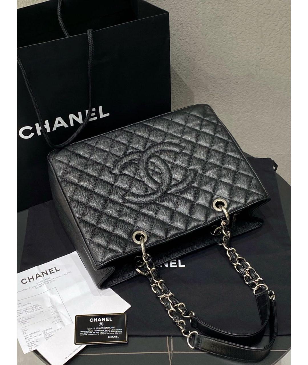 CHANEL Черная кожаная сумка тоут, фото 6