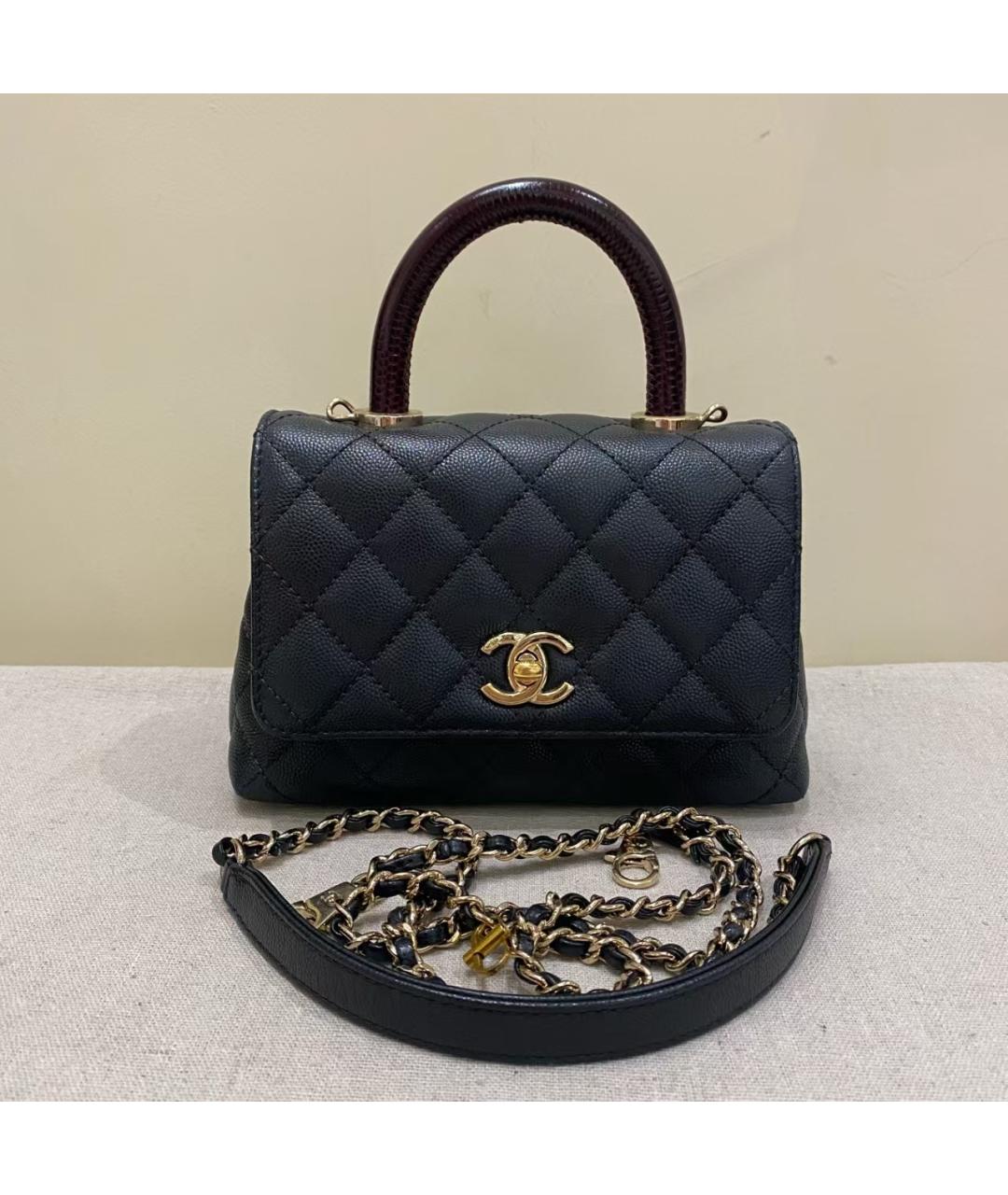 CHANEL Черная кожаная сумка с короткими ручками, фото 2