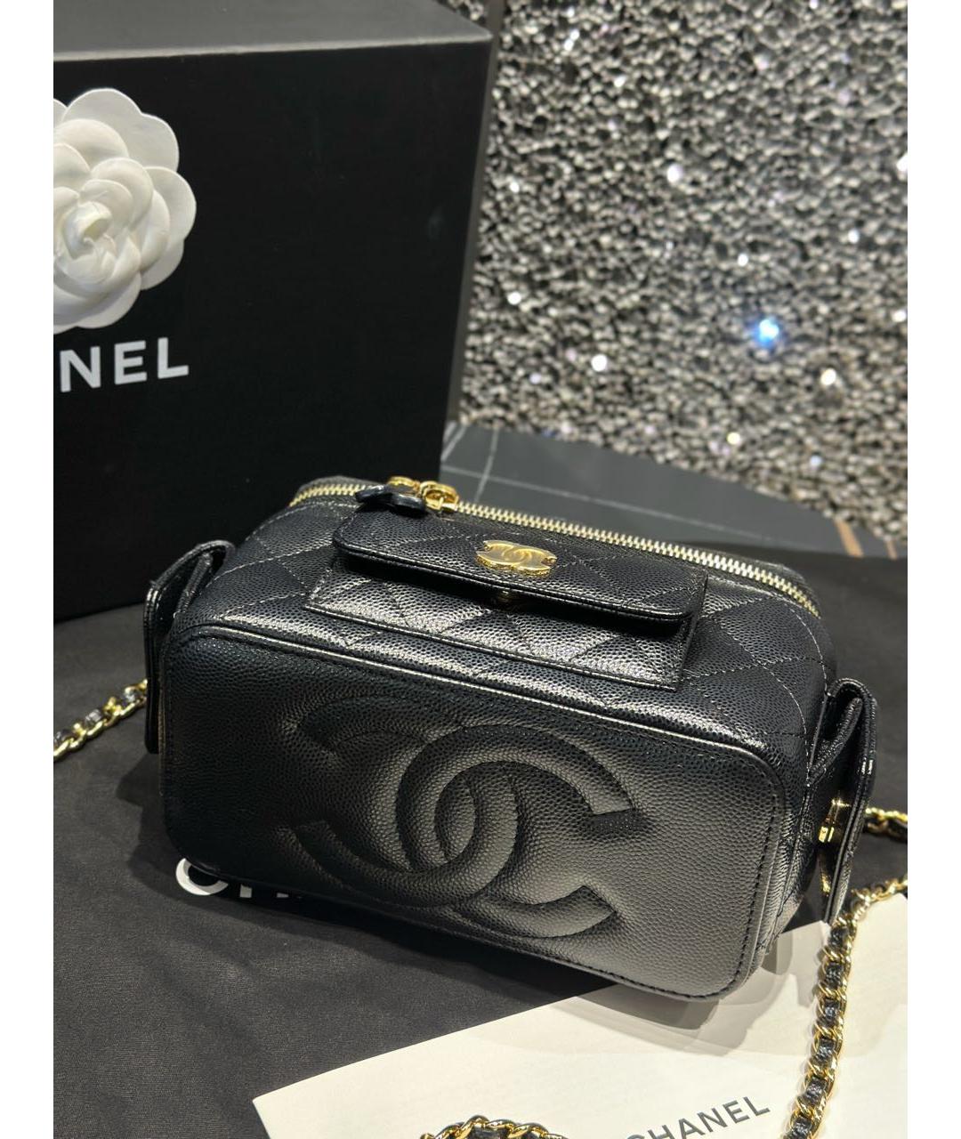 CHANEL Черная кожаная сумка с короткими ручками, фото 3
